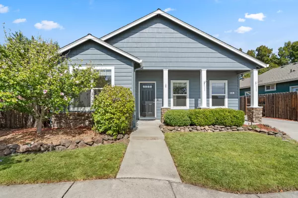 156 Lavender LN,  Central Point,  OR 97502