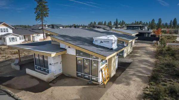 Bend, OR 97703,3337 Leavitt LN #Lot # 257