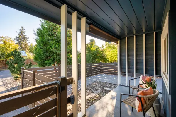 Bend, OR 97701,464 Irving AVE