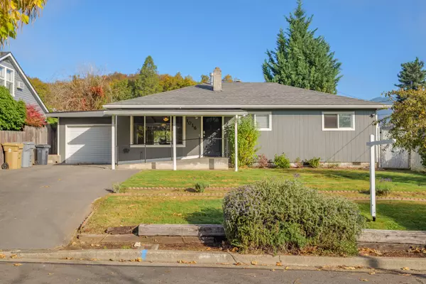 Grants Pass, OR 97526,1016 Bellevue PL