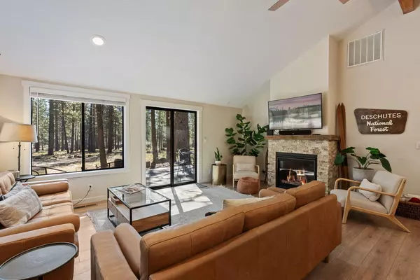 57440 Quartz Mountain LN, Sunriver, OR 97707