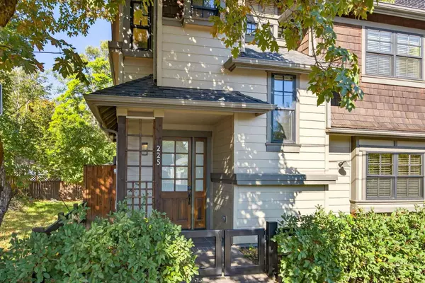 Jacksonville, OR 97530,225 Oregon ST