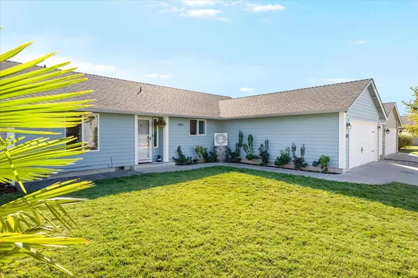 Central Point, OR 97502,1409 Twin Rocks DR