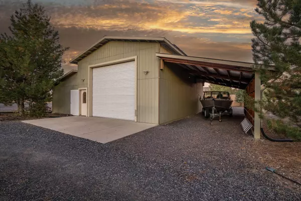 Bend, OR 97701,25252 Raven LN