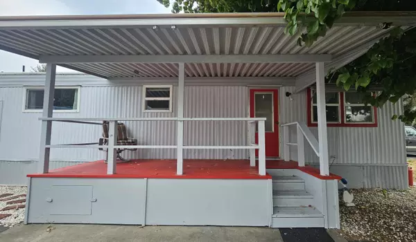 Grants Pass, OR 97527,1950 Demaray DR #10