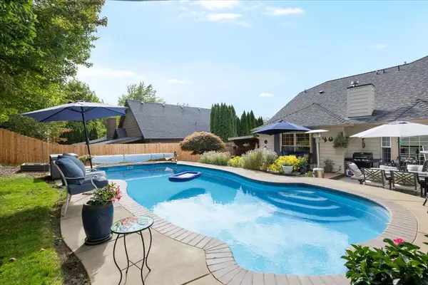 Medford, OR 97504,4274 Tamarack DR