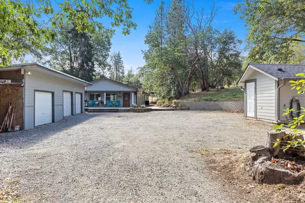 Central Point, OR 97502,5168 Glen Echo WAY