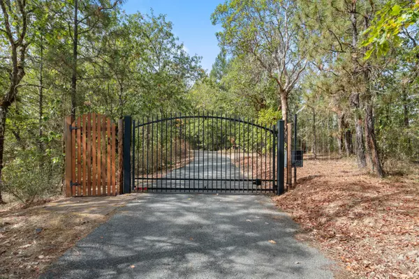 Grants Pass, OR 97526,682 Peco RD