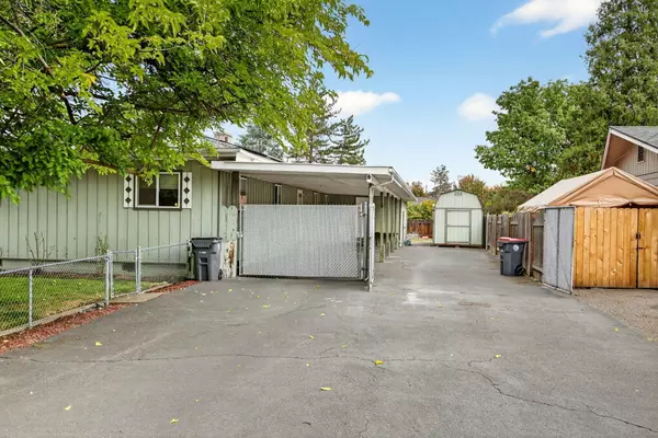 Medford, OR 97501,2435 Stearns WAY