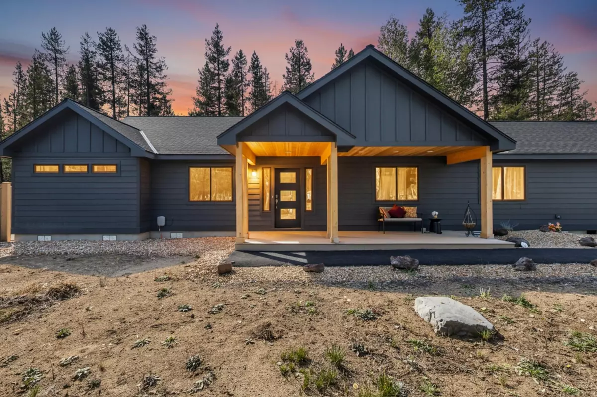La Pine, OR 97739,15943 Cascade LN