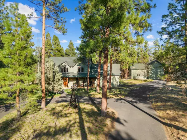 Sisters, OR 97759,69128 Bay DR