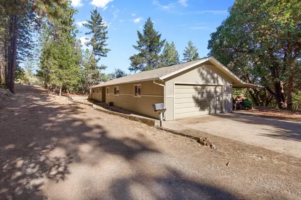 Gold Hill, OR 97525,396 Crossway DR