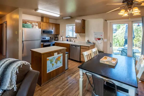 Redmond, OR 97756,3001 Pumice PL