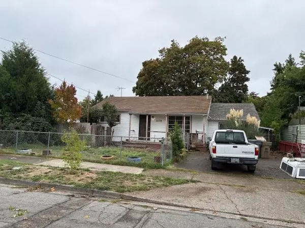 Grants Pass, OR 97526,1035 J ST