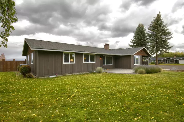 Prineville, OR 97754,2305 Hackamore LN