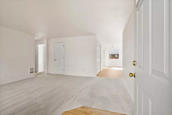 Redmond, OR 97756,1614 Metolius AVE