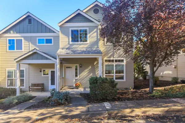 Ashland, OR 97520,496 Starflower LN