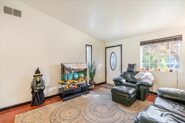 Redmond, OR 97756,1547 33rd ST