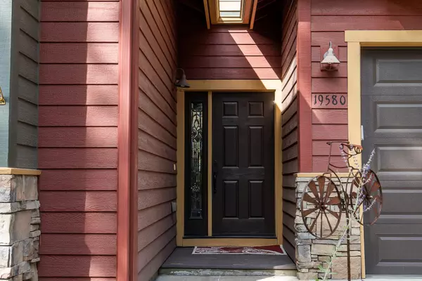 Bend, OR 97702,19580 Century DR