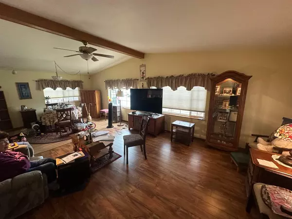 Central Point, OR 97502,555 Freeman RD #UNIT 85