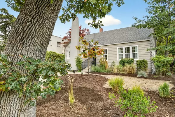 Medford, OR 97504,17 Glen Oak CT