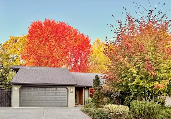 140 Offord CIR, Jacksonville, OR 97530