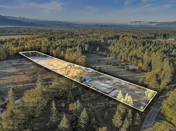 Cave Junction, OR 97523,570 Garner RD