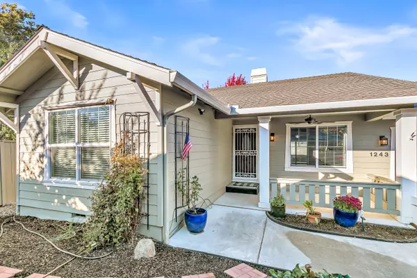 Medford, OR 97501,1243 Shafer LN