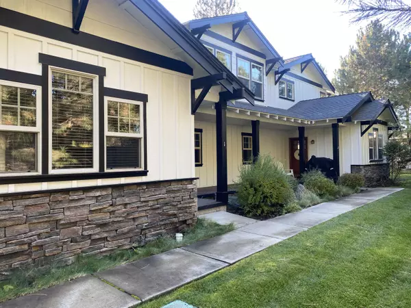 Bend, OR 97703,1399 Fort Clatsop ST #1&2