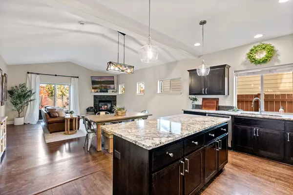 Bend, OR 97702,21190 Kayla CT