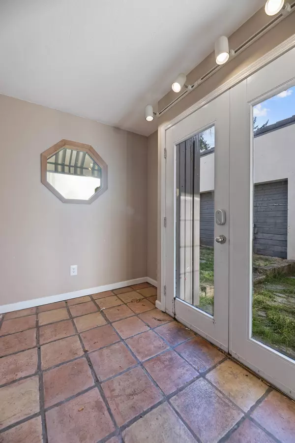 Medford, OR 97504,149 Keene Way DR