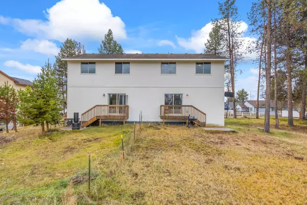 La Pine, OR 97739,16410 Heath DR