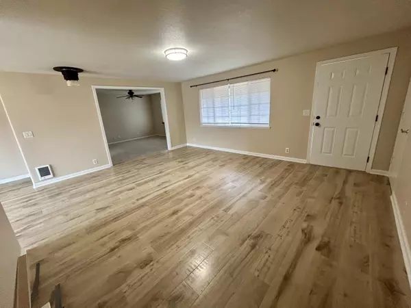 Bend, OR 97701,63368 Chaparrel DR