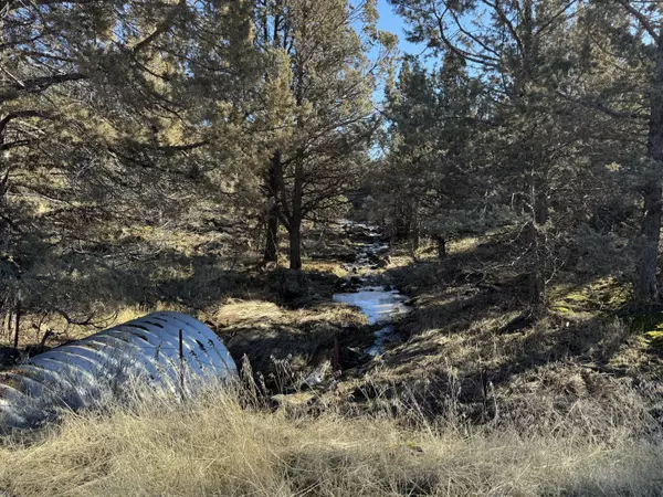 Crystal Springs RD, Klamath Falls, OR 97603