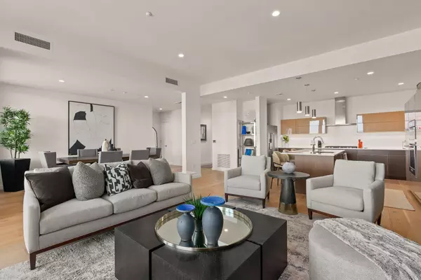 Bend, OR 97702,291 Bluff DR #210