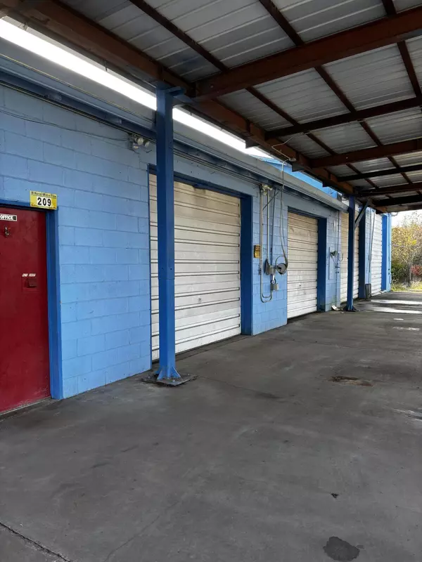 Grants Pass, OR 97527,209 Macnew LN #4409