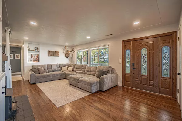 Central Point, OR 97502,3642 Oak Pine WAY