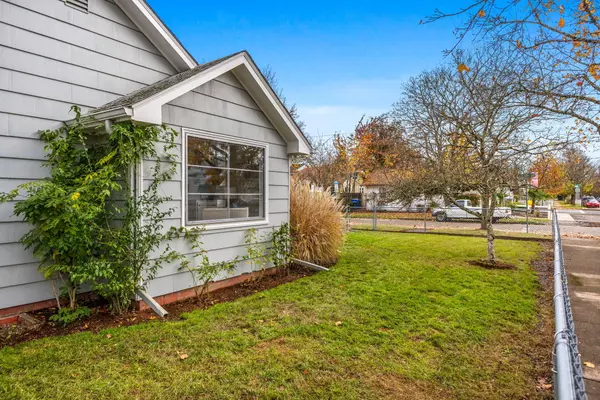 Salem, OR 97301,1605 Cottage ST NE