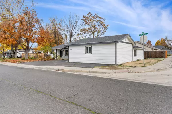 Central Point, OR 97502,3364 Snowy Butte LN