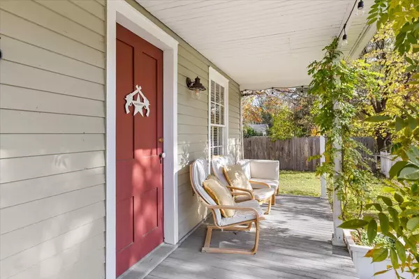 Jacksonville, OR 97530,415 C ST