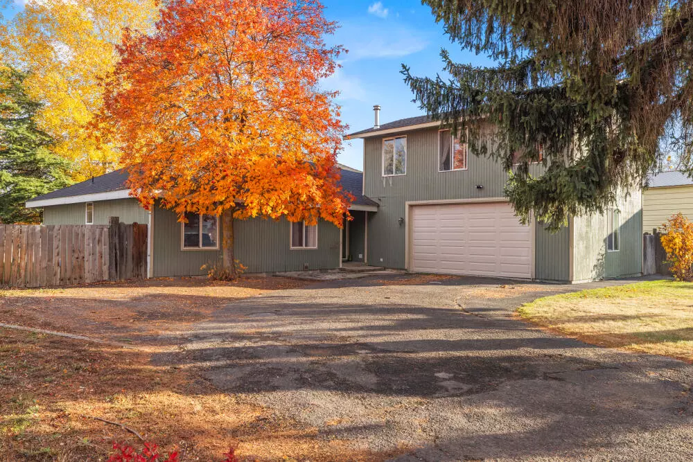 Klamath Falls, OR 97603,3919 Redondo WAY