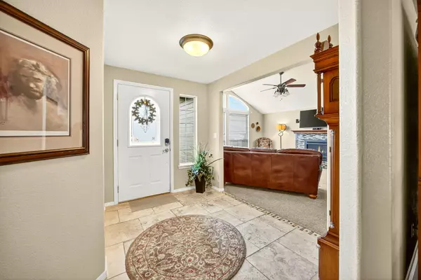 Central Point, OR 97502,2598 St James WAY