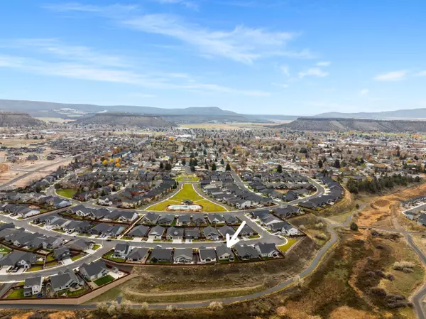 Prineville, OR 97754,1067 Henry DR