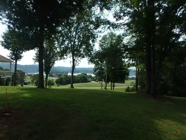 9031 Paradise View DR, Mooresburg, TN 37811