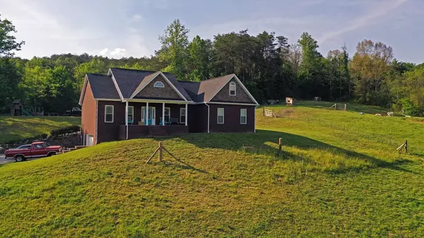 Rutledge, TN 37861,218 Coffey LN