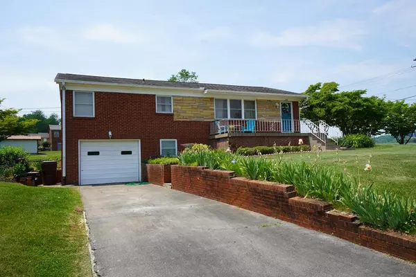 849 Cherokee Dr., Jefferson City, TN 37760