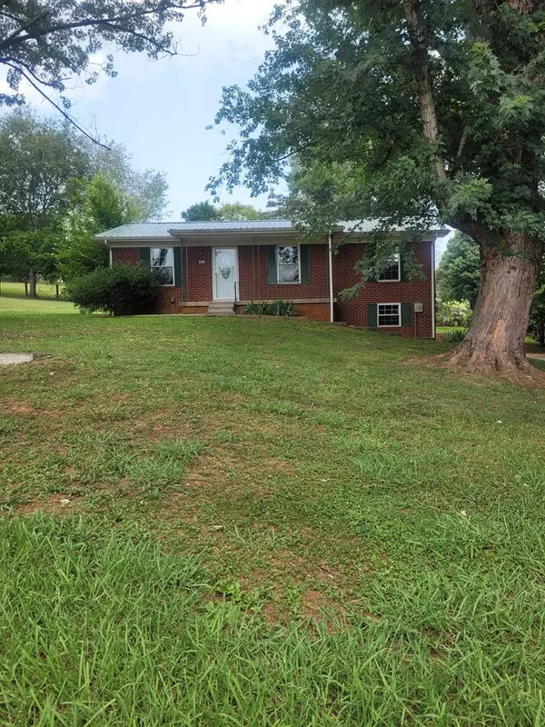 110 LENNOX DR, Jefferson City, TN 37760
