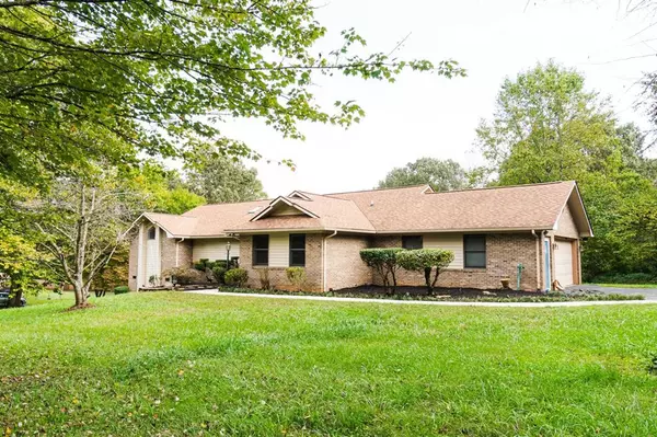 1936 Ridgewood DR, Jefferson City, TN 37760