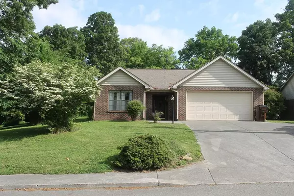 155 Oakleaf CIR, Jefferson City, TN 37760