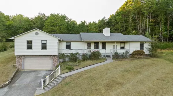261 Back Nine DR, Baneberry, TN 37890
